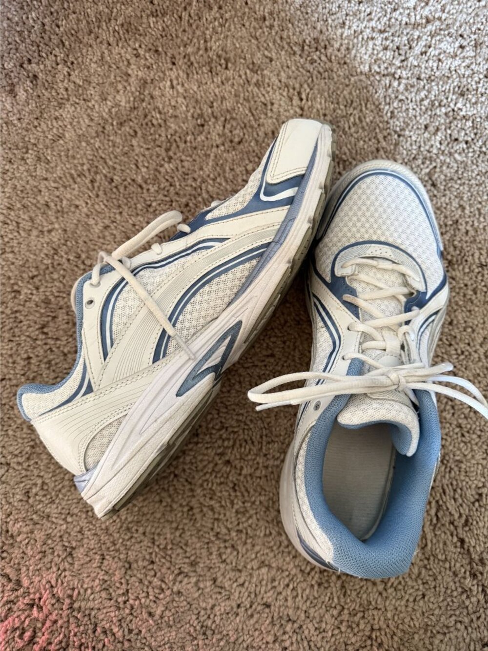 Ryka Sky Walk Women's Memory Foam Size 10 M White Blue Walking Tennis Shoe